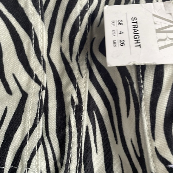 NWT Zara 100% cotton Zebra black/white Stripe Straight Leg Jeans - Size 4 - Picture 6 of 8